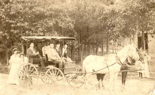 family in early 1900