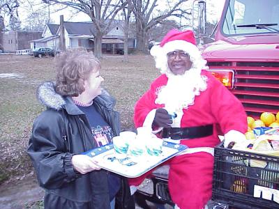 Barbara Hollingsworth Serves Santa