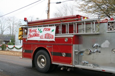 Rebecca Farr graciously shared this picture of the 2007 Gurley Christmas Parade