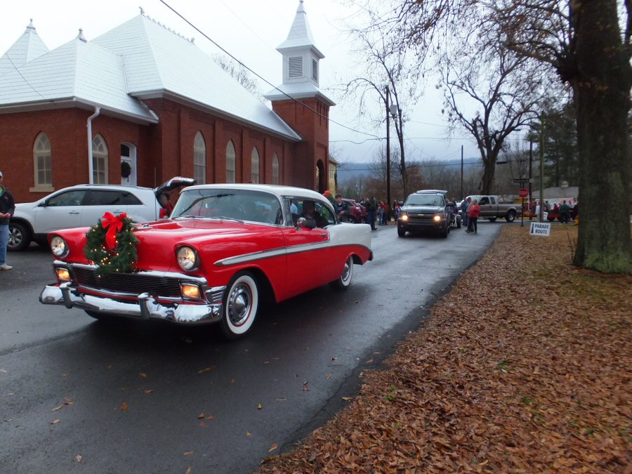 Gurley Christmas Parade 2013